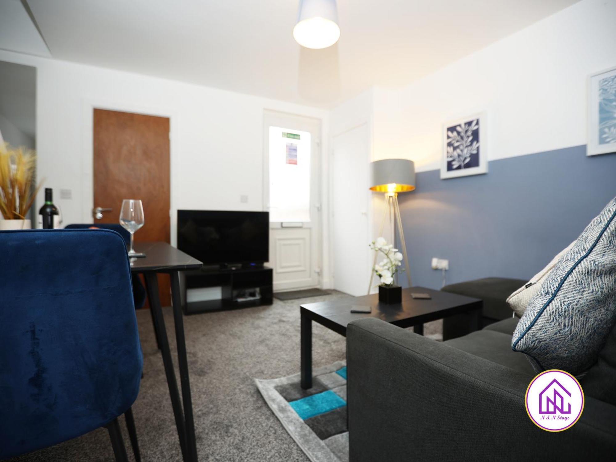 Havelock - Ideal For Contractors, Central Location & Great Disc For Long * Swindon