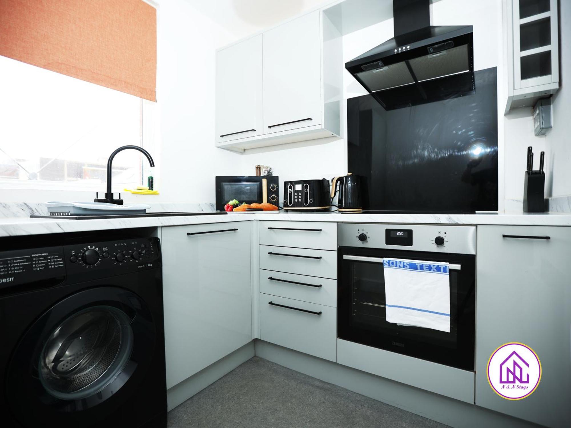 Havelock - Ideal For Contractors, Central Location & Great Disc For Long Apartment *