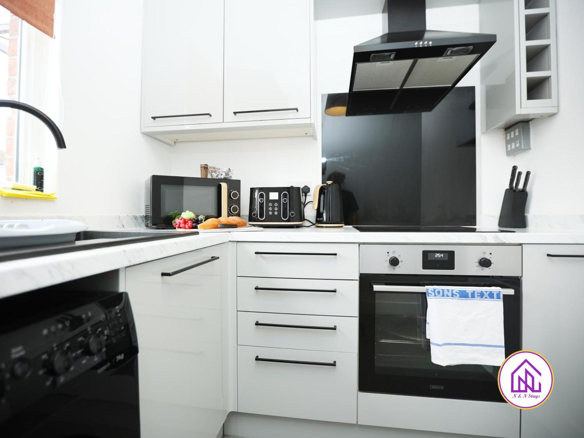 Apartment Havelock - Ideal For Contractors, Central Location & Great Disc For Long Swindon